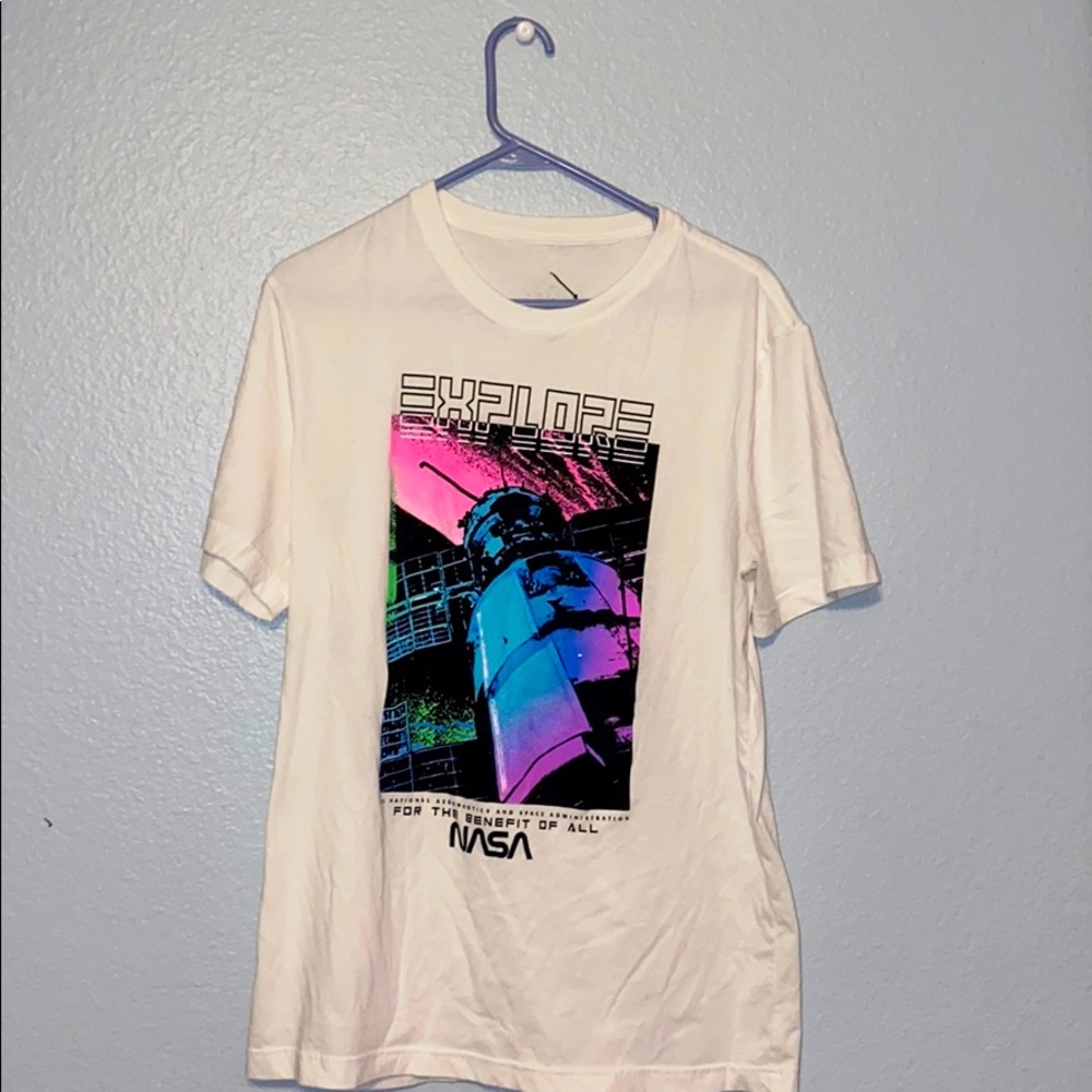 explore nasa tee